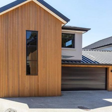 Arthurs Point Retreat - With Hot Tub ควีนส์ทาวน์ ภายนอก รูปภาพ